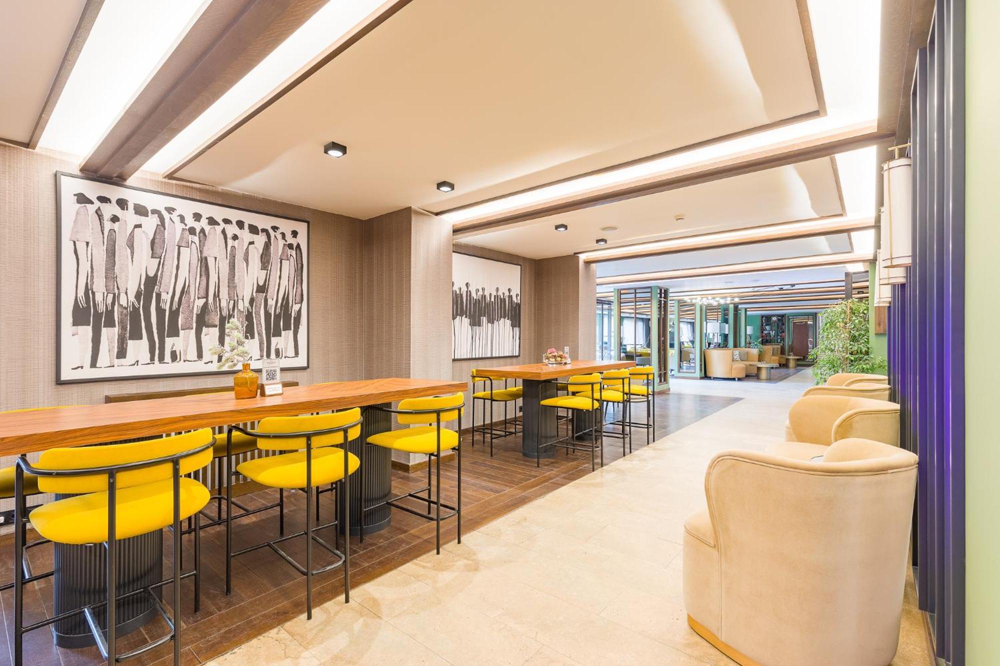 Regnum Bansko Ski Hotel & Spa Exterior foto The lounge at the airport