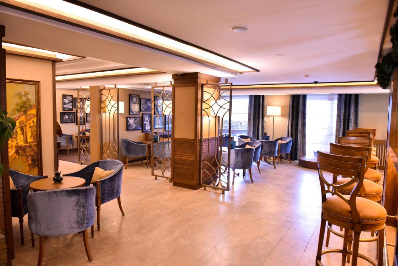 Regnum Bansko Ski Hotel & Spa Exterior foto The lounge at the airport
